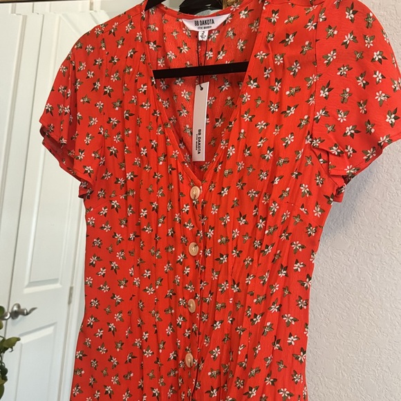 BB Dakota Steve Madden romper, size 2, new with tags. - Picture 2 of 4